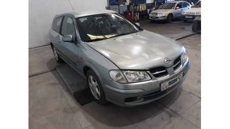 nissan almera (n16/e) 2000-2006 del año 2001