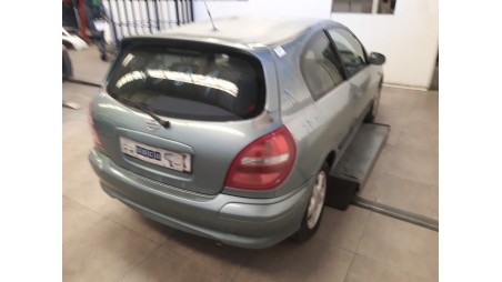 nissan almera (n16/e) 2000-2006 del año 2001