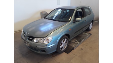 nissan almera (n16/e) 2000-2006 del año 2001