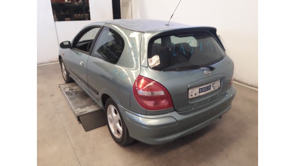 nissan almera (n16/e) 2000-2006 del año 2001