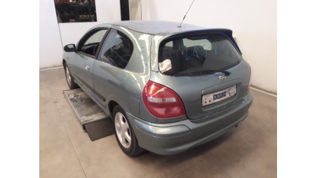 nissan almera (n16/e) 2000-2006 del año 2001