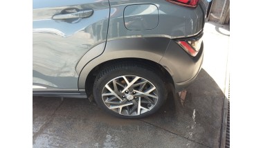 Recambio de aletin trasero izquierdo para hyundai kona (os, ose, osi) 2017- 1.6 gdi hybrid referencia OEM IAM 87741J9000  