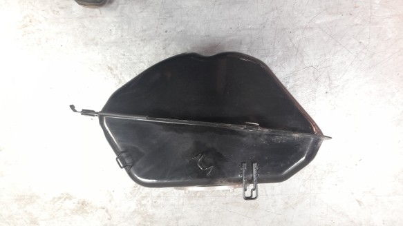 Recambio de deposito combustible para bmw c - c 400 x referencia OEM IAM 16118558151  