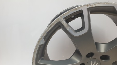 Recambio de llanta para maserati levante suv (m161) 2016- 3.0 d q4 referencia OEM IAM 670044701  