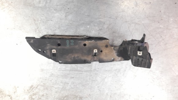 Recambio de estribera derecha para bmw c - c 400 x referencia OEM IAM 46638566930  