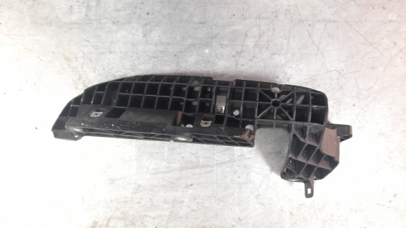 Recambio de estribera derecha para bmw c - c 400 x referencia OEM IAM 46638566930  