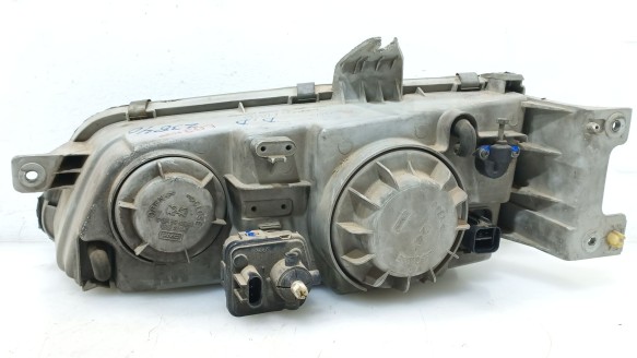 Recambio de faro derecho para hyundai h100 furgoneta 1993-2007 2.5 d referencia OEM IAM 921074A020 921074A020 