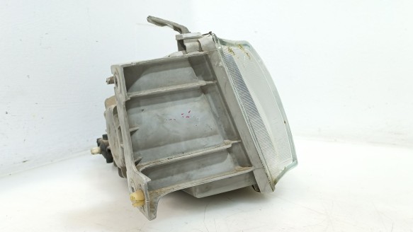 Recambio de faro derecho para hyundai h100 furgoneta 1993-2007 2.5 d referencia OEM IAM 921074A020 921074A020 