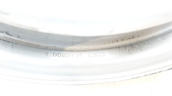 Recambio de llanta para piaggio porter caja/chasis 1992- 1.3 16v referencia OEM IAM LLANTA  