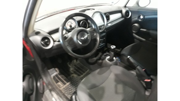 bmw mini (r56) 2006-2014 del año 2011