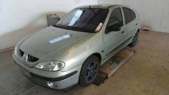 renault megane i fase 2 berlina (ba0) 1999-2002 del año 2002