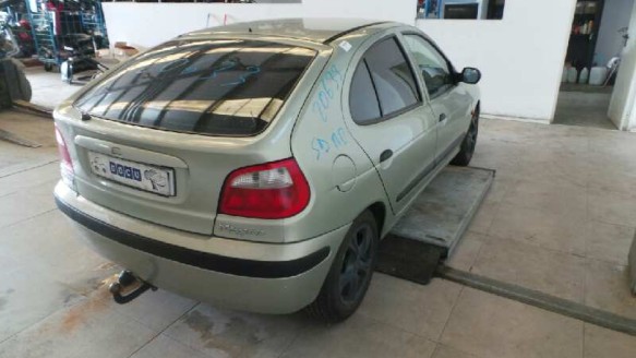 renault megane i fase 2 berlina (ba0) 1999-2002 del año 2002