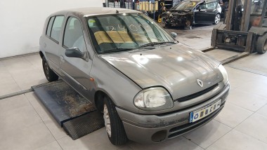 renault clio ii (bb_, cb_) 1998-2016 del año 1999