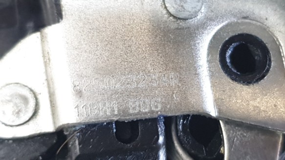 Recambio de cerradura puerta trasera derecha para dacia spring electric 2021- business referencia OEM IAM 825023234R  