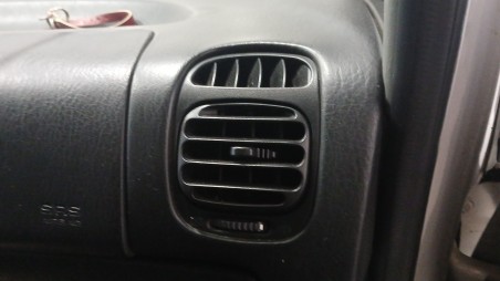 Recambio de rejilla aireadora para hyundai h100 furgoneta 1993-2007 2.5 d referencia OEM IAM 974804A000 974804A000 