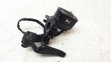 Recambio de bomba freno para yamaha tmax 2019- tmax referencia OEM IAM BC32580A1000  