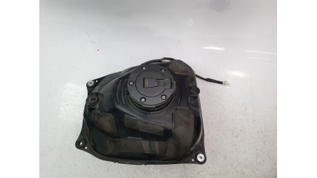 Recambio de deposito combustible para yamaha tmax 2019- tmax referencia OEM IAM BBW241100000  