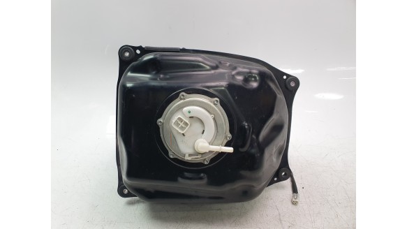 Recambio de deposito combustible para yamaha tmax 2019- tmax referencia OEM IAM BBW241100000  