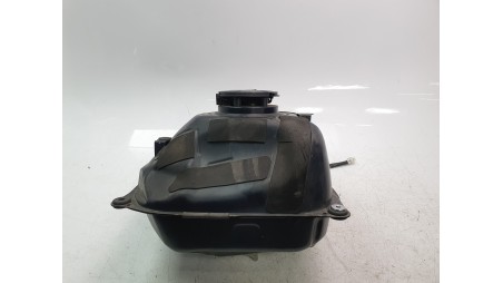 Recambio de deposito combustible para yamaha tmax 2019- tmax referencia OEM IAM BBW241100000  