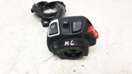 Recambio de piña luces derecha para yamaha tmax 2019- tmax referencia OEM IAM BBW8291R0000  