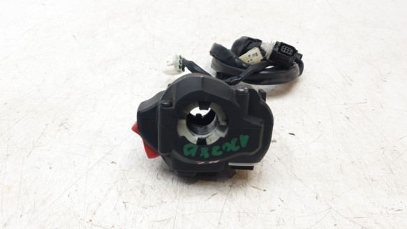 Recambio de piña luces derecha para yamaha tmax 2019- tmax referencia OEM IAM BBW8291R0000  