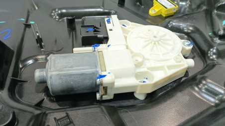 Recambio de elevalunas delantero derecho para fiat freemont (345_) 2011- 2.0 jtd 4x4 referencia OEM IAM K68043734AA K68043734AA 