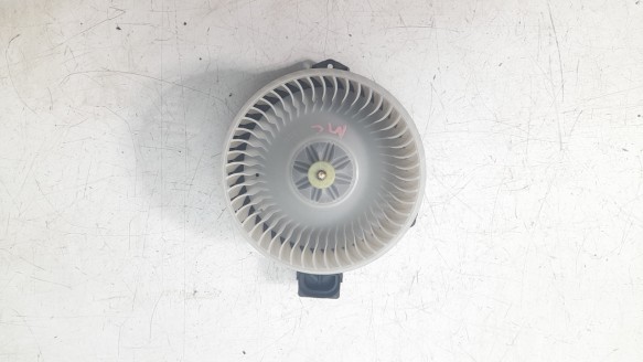 Recambio de ventilador calefaccion para ford mondeo lim. 2014- hybrid referencia OEM IAM DG9H19846AB  34425