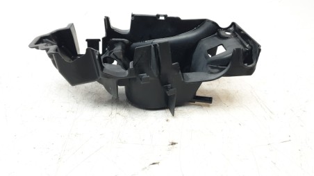 Recambio de moldura para honda pcx 125 2020- referencia OEM IAM 17525K1ZJ10  