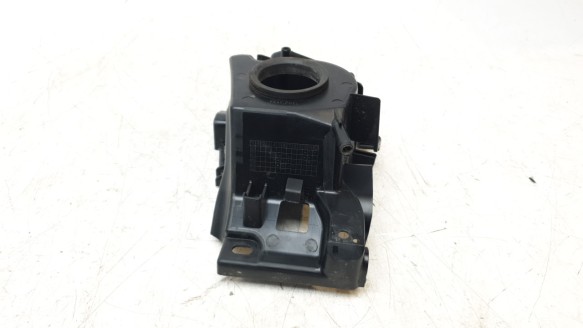 Recambio de moldura para honda pcx 125 2020- referencia OEM IAM 17525K1ZJ10  