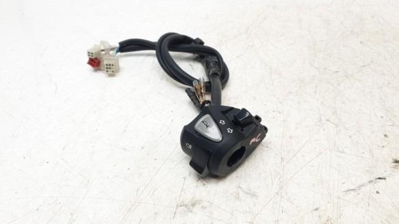 Recambio de piña luces izquierda para honda pcx 125 2020- referencia OEM IAM 35200K1YD12  