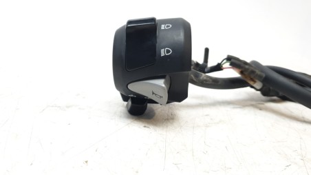 Recambio de piña luces izquierda para honda pcx 125 2020- referencia OEM IAM 35200K1YD12  