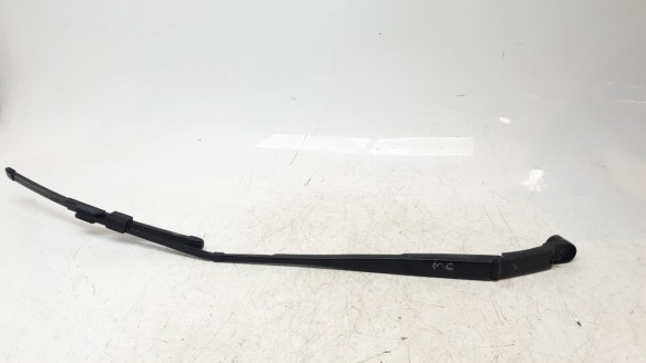 Recambio de brazo limpia delantero derecho para mazda 3 berlina (bp) 2019- evolution referencia OEM IAM BCKB67321  