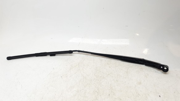 Recambio de brazo limpia delantero derecho para mazda 3 berlina (bp) 2019- evolution referencia OEM IAM BCKB67321  