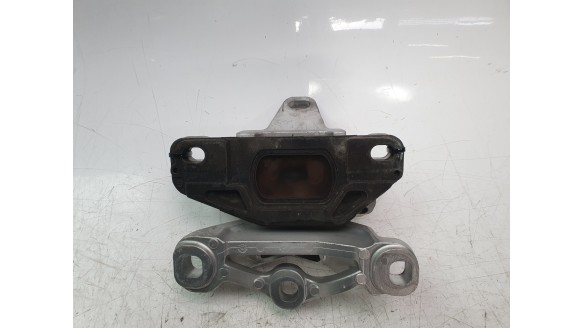 Recambio de soporte motor izquierdo para mazda 3 berlina (bp) 2019- evolution referencia OEM IAM BDNF39040B  