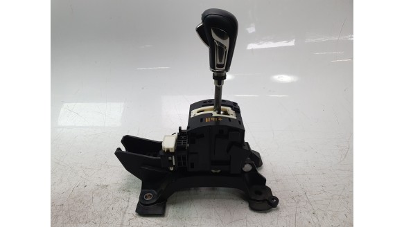 Recambio de palanca cambio para mazda 3 berlina (bp) 2019- evolution referencia OEM IAM BCKA1Y110805  