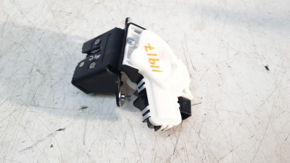 Recambio de cerradura maletero / porton para mazda 3 berlina (bp) 2019- evolution referencia OEM IAM BDMT62310  