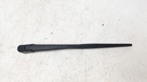 Recambio de brazo limpia trasero para mazda 3 berlina (bp) 2019- evolution referencia OEM IAM BCWK67421A  