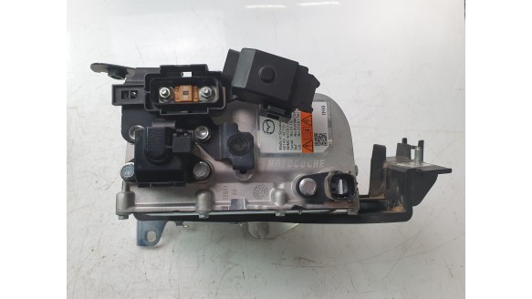 Recambio de inversor para mazda 3 berlina (bp) 2019- evolution referencia OEM IAM BDMC67ZD3E  
