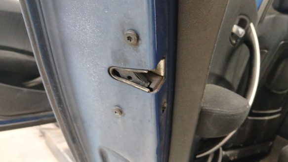 Recambio de cerradura puerta trasera izquierda para bmw 1 (e87) 2003-2013 116 i referencia OEM IAM 51227202147 51227202147 