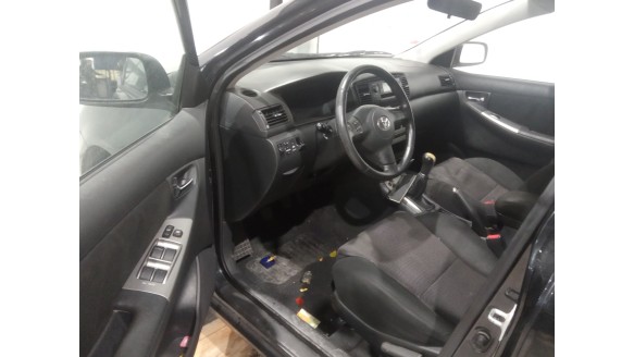 toyota corolla (_e12_) 2001-2007 del año 2006