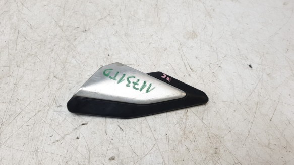 Recambio de estribera derecha para honda pcx 125 2020- referencia OEM IAM 50730K1ZJ10  