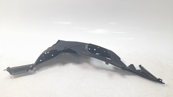 Recambio de moldura para honda pcx 125 2020- referencia OEM IAM 64321K1ZJ10ZA  