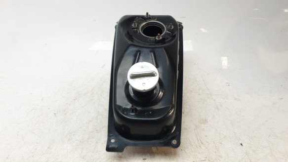 Recambio de deposito combustible para honda pcx 125 2020- referencia OEM IAM 17510K1ZJ10  