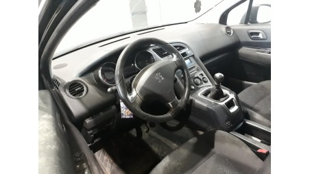 peugeot 5008 2009-2017 del año 2013