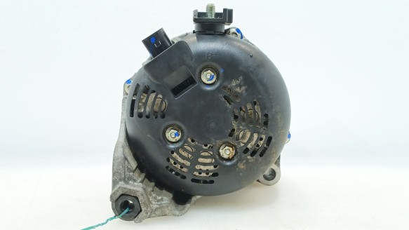 Recambio de alternador para bmw x2 (f39) 2017- xdrive 25 d referencia OEM IAM 12317640132 7640132 1042106722