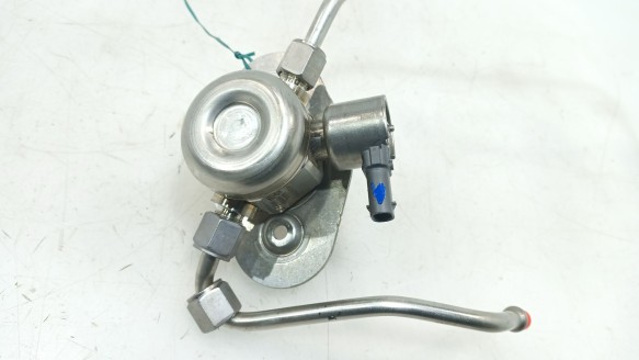 Recambio de bomba inyeccion para bmw x2 (f39) 2017- xdrive 25 d referencia OEM IAM 13517636881 13517636881 0261520249