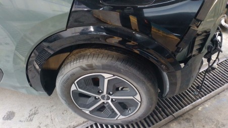 Recambio de aletin trasero izquierdo para kia niro ii (sg2) 2022- 1.6 gdi hybrid referencia OEM IAM 87741AT100  