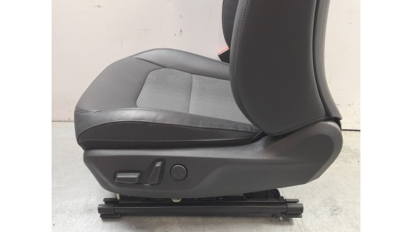 Recambio de juego asientos completo para kia niro ii (sg2) 2022- 1.6 gdi hybrid referencia OEM IAM 88260AT040AWZ  