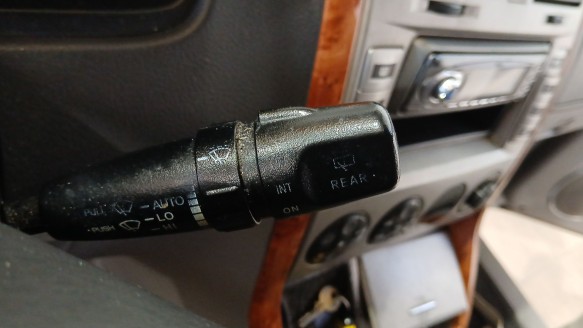 Recambio de mando multifuncion para kia carnival ii (gq) 1999-2007 2.9 crdi referencia OEM IAM 0K58166P20 0K58166P20 