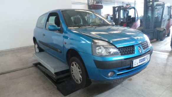 renault clio ii fase ii (b/cb0) 2001-2013 del año 2001